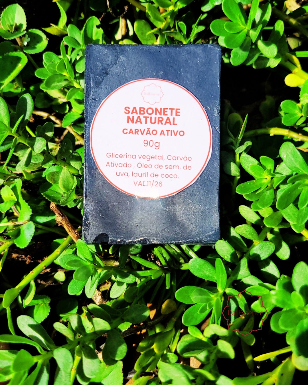 Sabonete Natural de Carvão Ativo Para Pele Acneica – DaiEssence